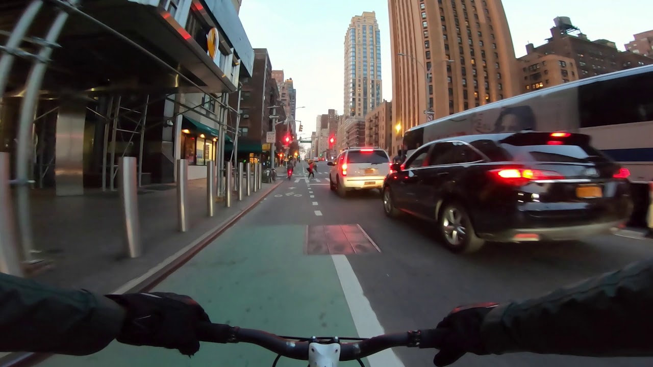1st Avenue  Flow