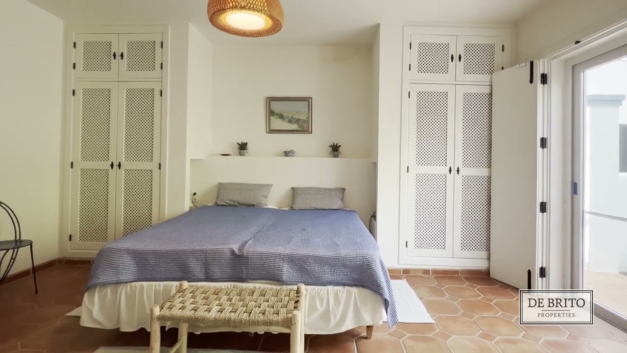 Magnificent Villa in Loulé, Algarve – Sea Views, Pool, Terraces & Energy-Efficient Design