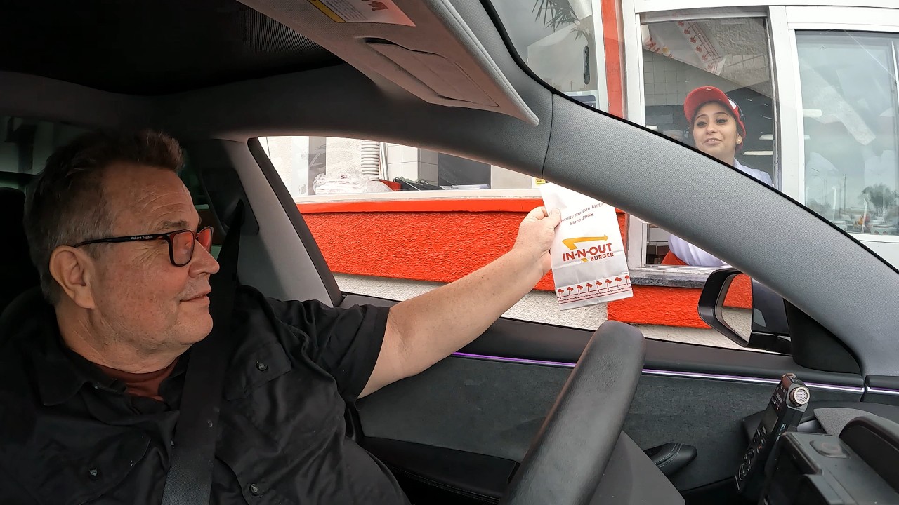 In-N-Out Burger Drive Thru with Ketchup, 4888 Dean Martin Dr, Las Vegas, Nevada 15 Feb 2026 GFH30085