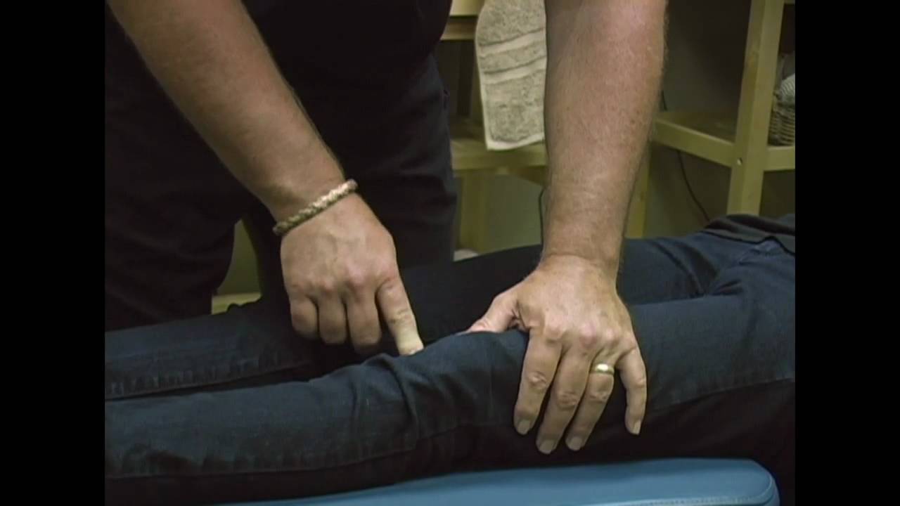 Chiropractic Knee Adjustment Demonstration by Austin Chiropractic Care