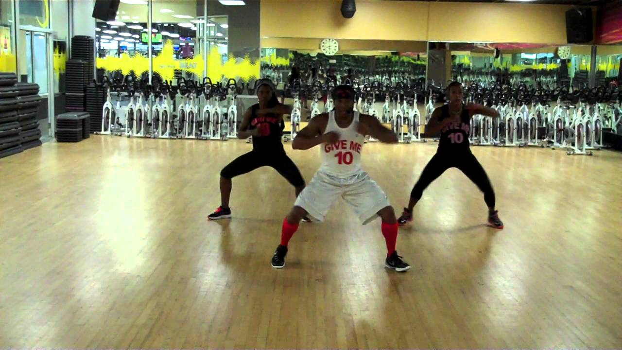 GiveMe10 Cardio Kickboxing