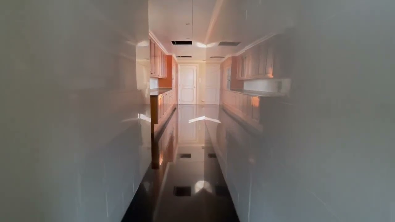 地利根德里譽皇居極高層