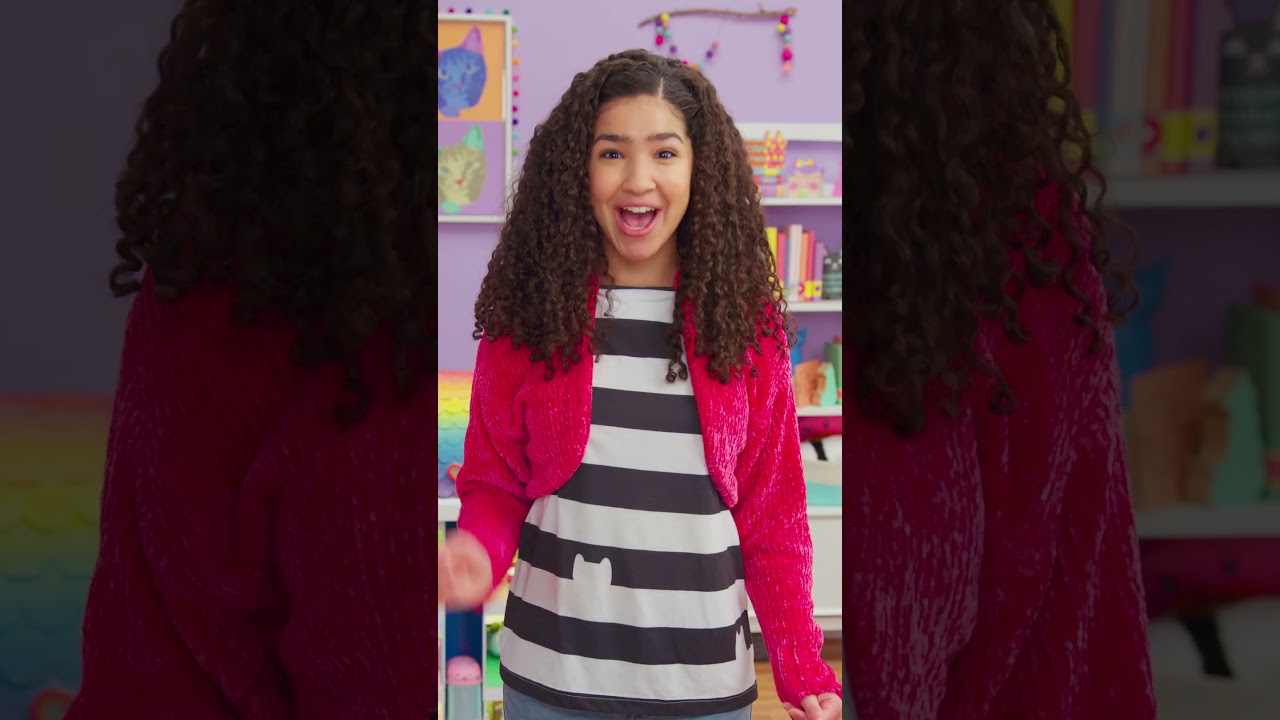 ASL Word of the Day: Learn "Cat" with Gabby! | GABBY'S DOLLHOUSE