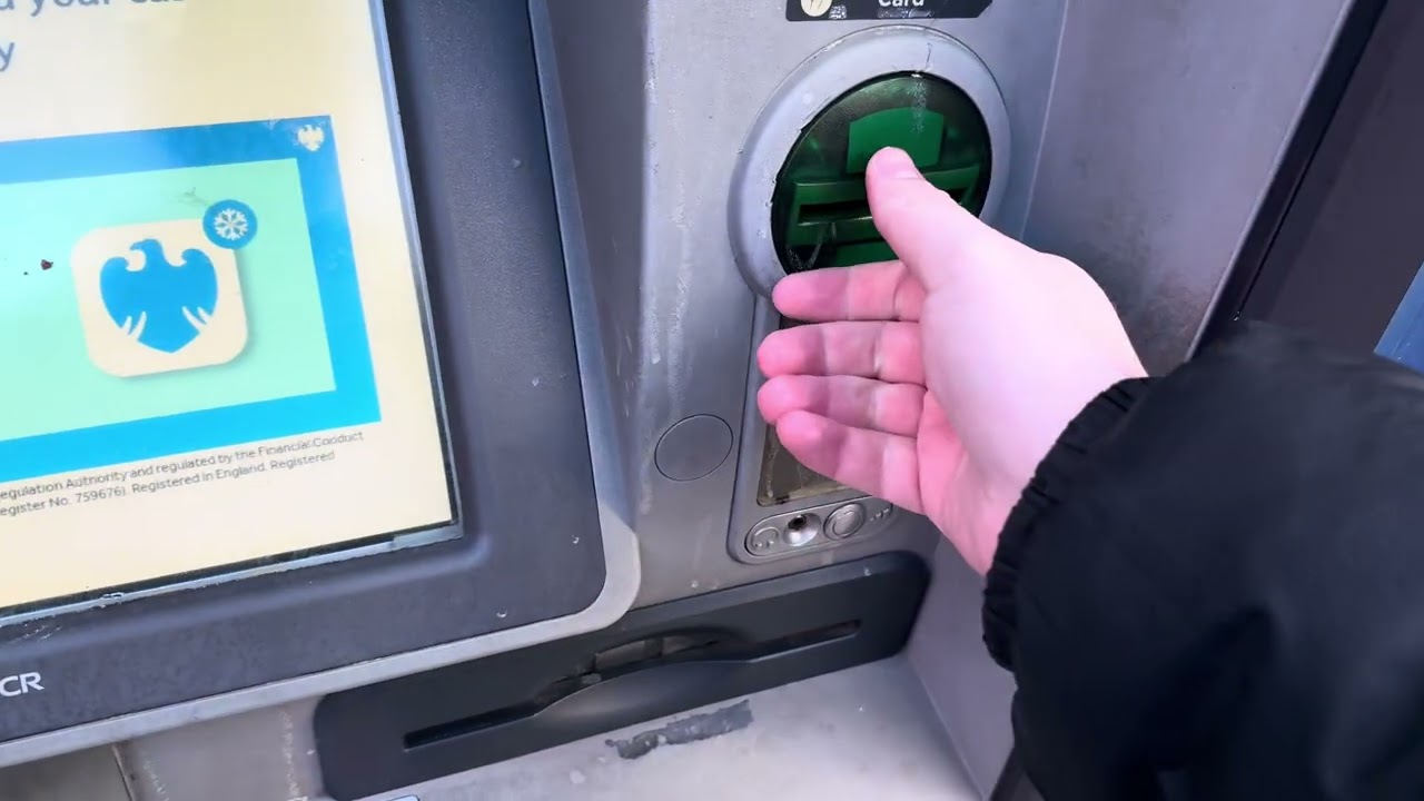 (Обновлено) Как снять наличные в Barclays