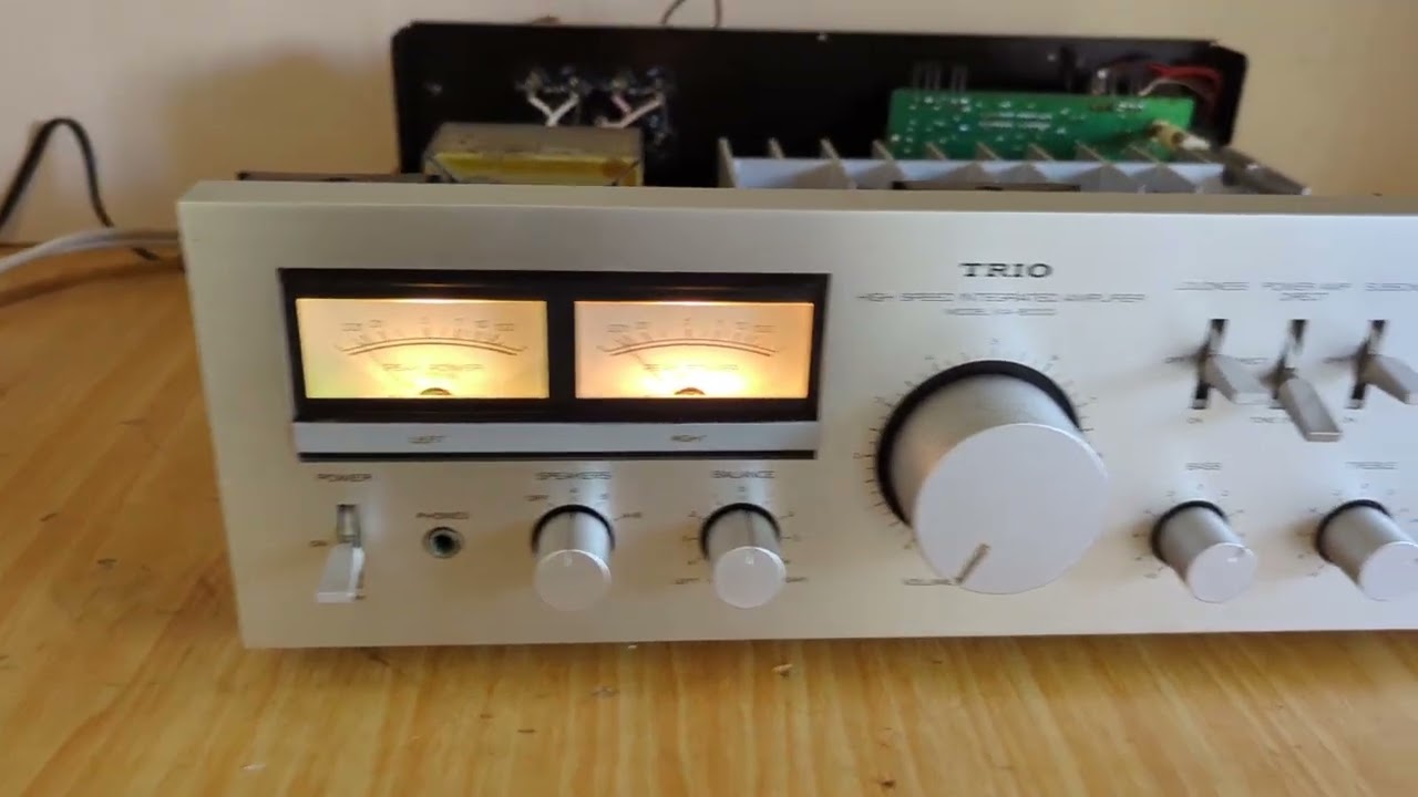 (đã bán)TRIO KA-8000 công suất 190w chất âm tuyệt vời , không ngán loa nào, LH:0979706090 Zal
