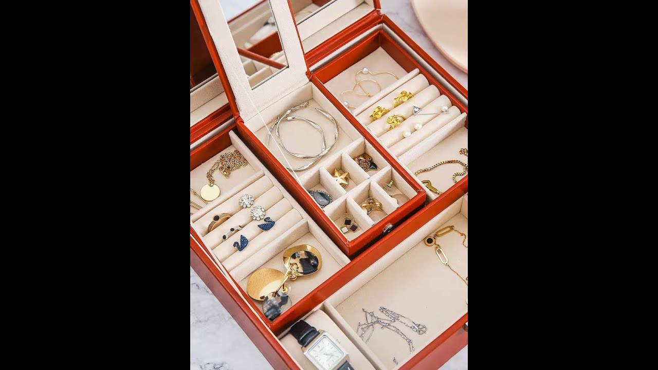 LOCKABLE JEWELRY BOX WITH LARGE MIRROR GIVE AWAY MINI CASE