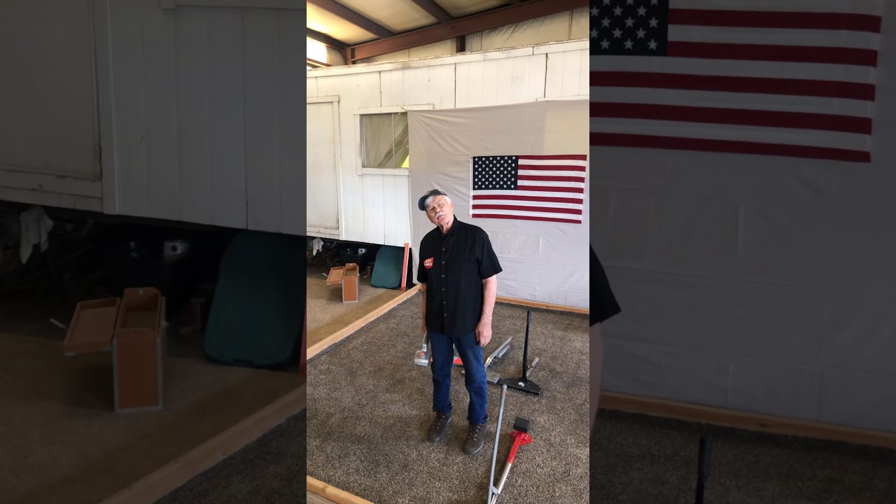 Carpet stretching without using a “kicker”