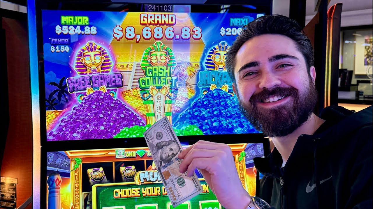 Playing Slots for OVER AN HOUR At Agua Caliente | Bizzok Cameraman Takes Over!
