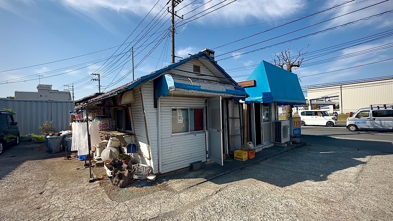 田園の中の素晴らしい大衆食堂へ！客が殺到する立食いそば屋『飯テロ』そば八/Soba Japanese food 