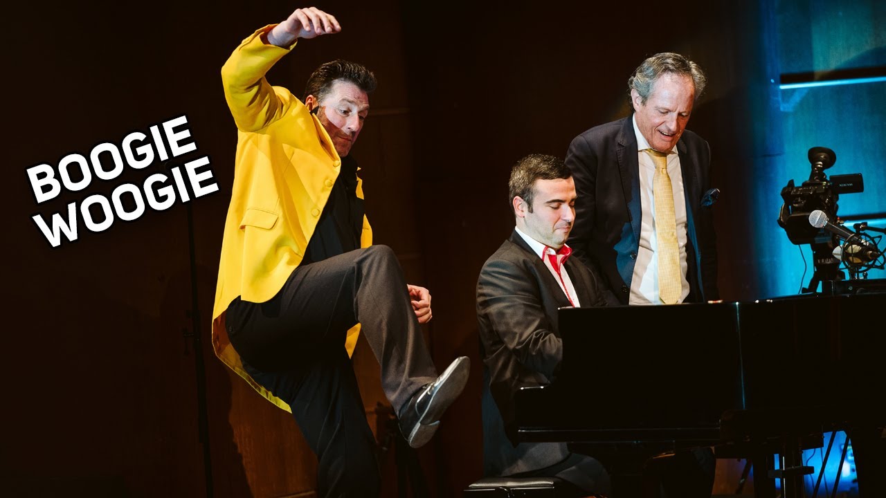 3 pianists on 1 piano! // Crazy Boogie Woogie Performance!