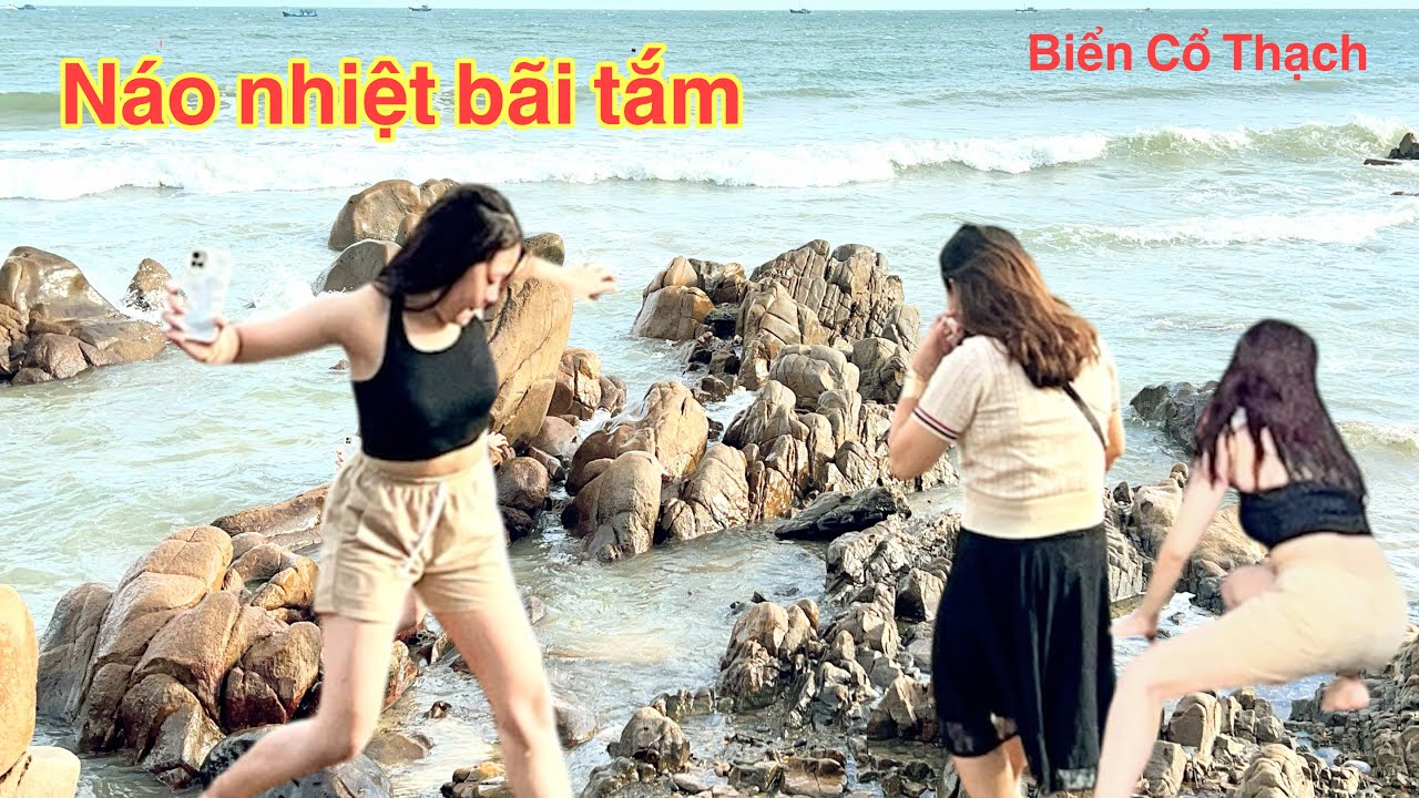 Khách Du Lịch Check In Tắm Biển Rần Rần Tại Bãi Rêu Xanh Cổ Thạch Cùng Ngắm Hoàng Hôn Bến Cá La Gàn