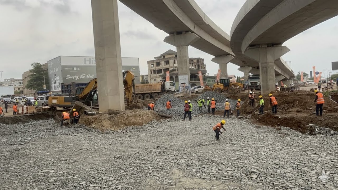 Wow Contractor вернулся на место, чтобы продолжить работы по заброшенному транспортному узлу Нунг...