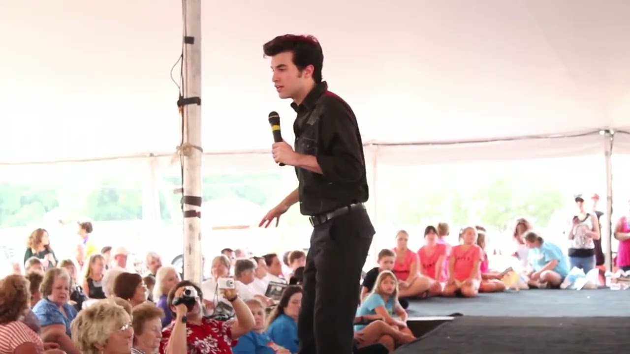 Kavan Hashemian sings 'Any Day Now' Elvis Week 2015