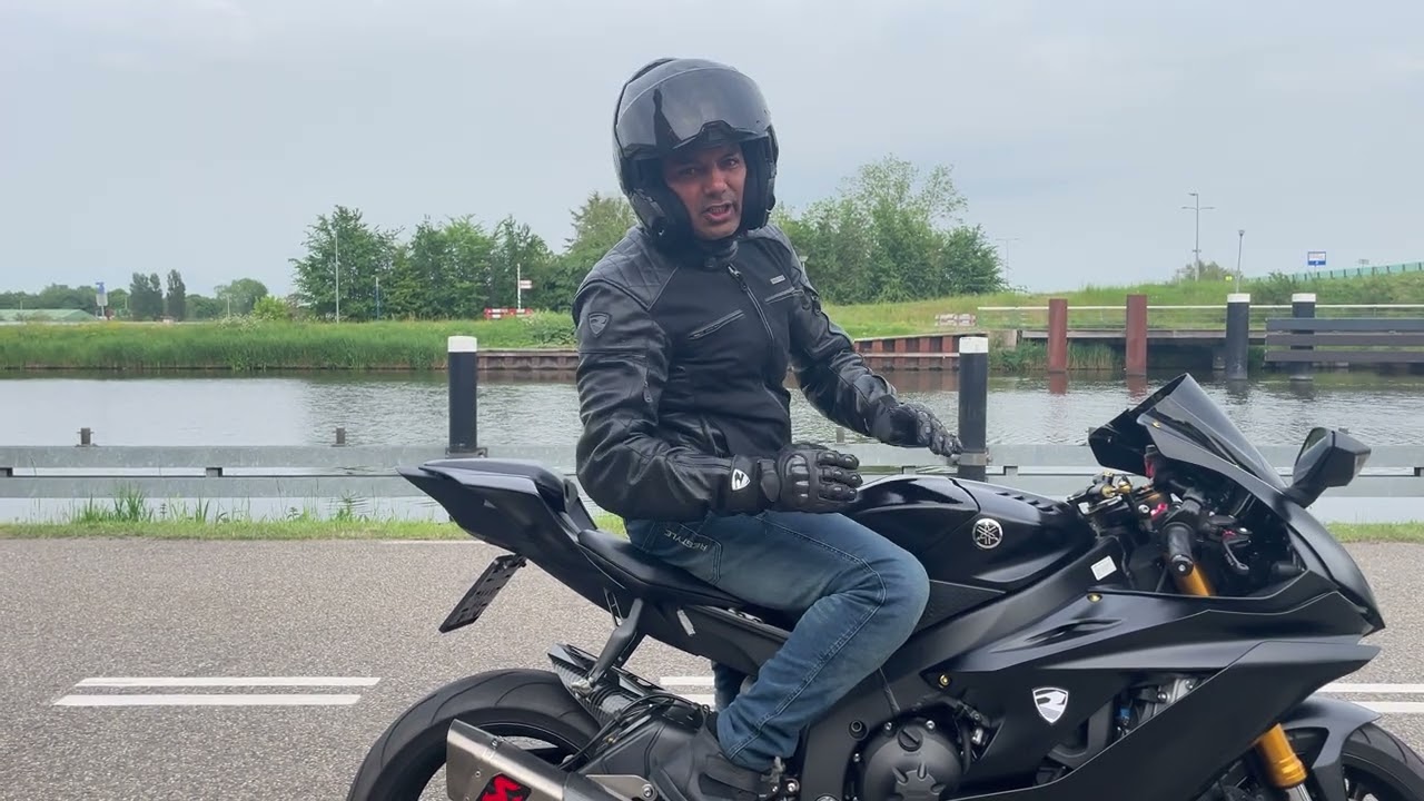 De motorjassen Leonardo & Lynn zijn nu in de maak. ✅ Wat vindt jij van deze outfit? 💥