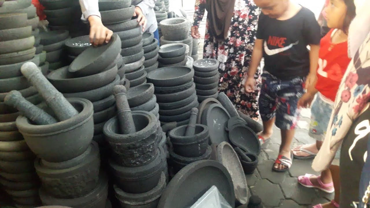 Cobek Asli dari Batu √ Pasar Tradisional CANDI PRAMBANAN