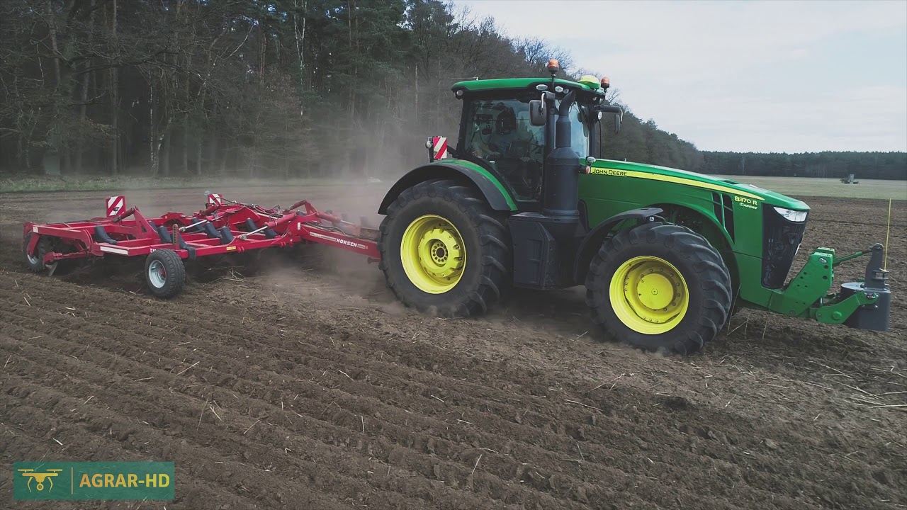 John Deere 8R - Horsch Tiger 6 LT