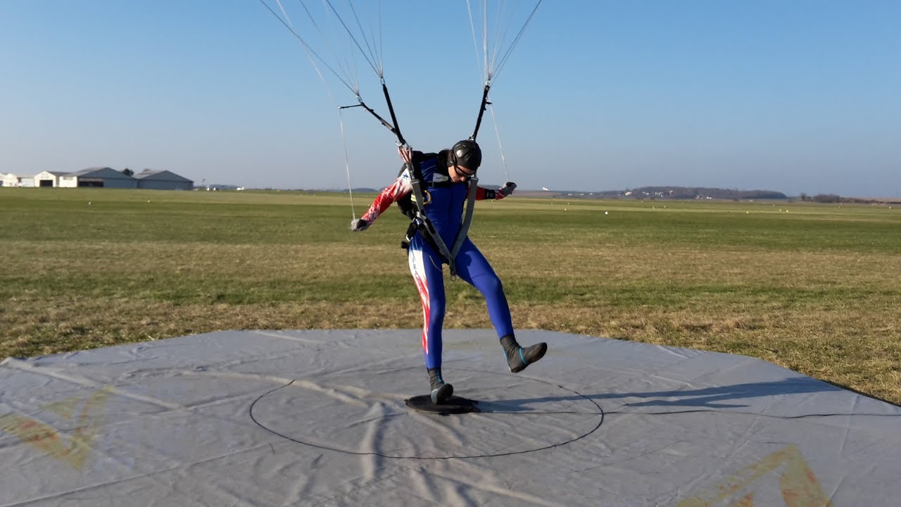 Parachutisme   PA voltige