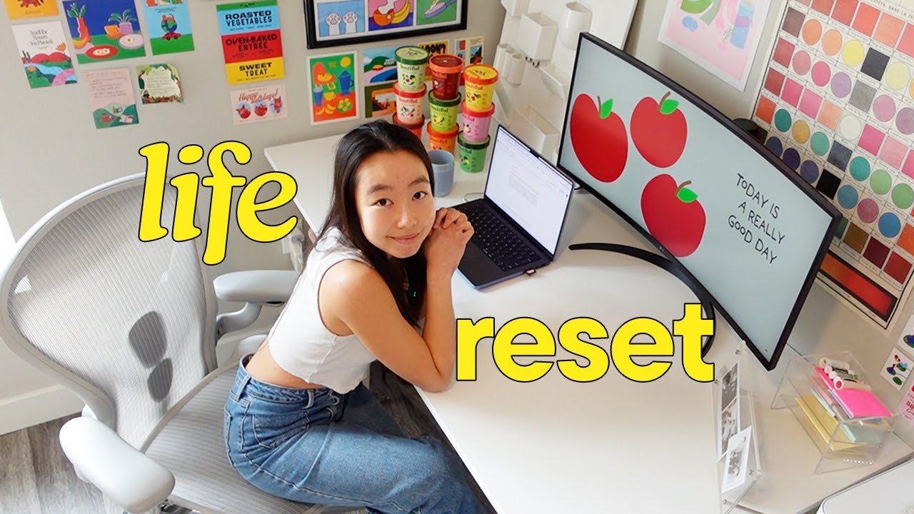 going full-time as a freelance designer in LA | life after layoffs, new year pressure, advice!