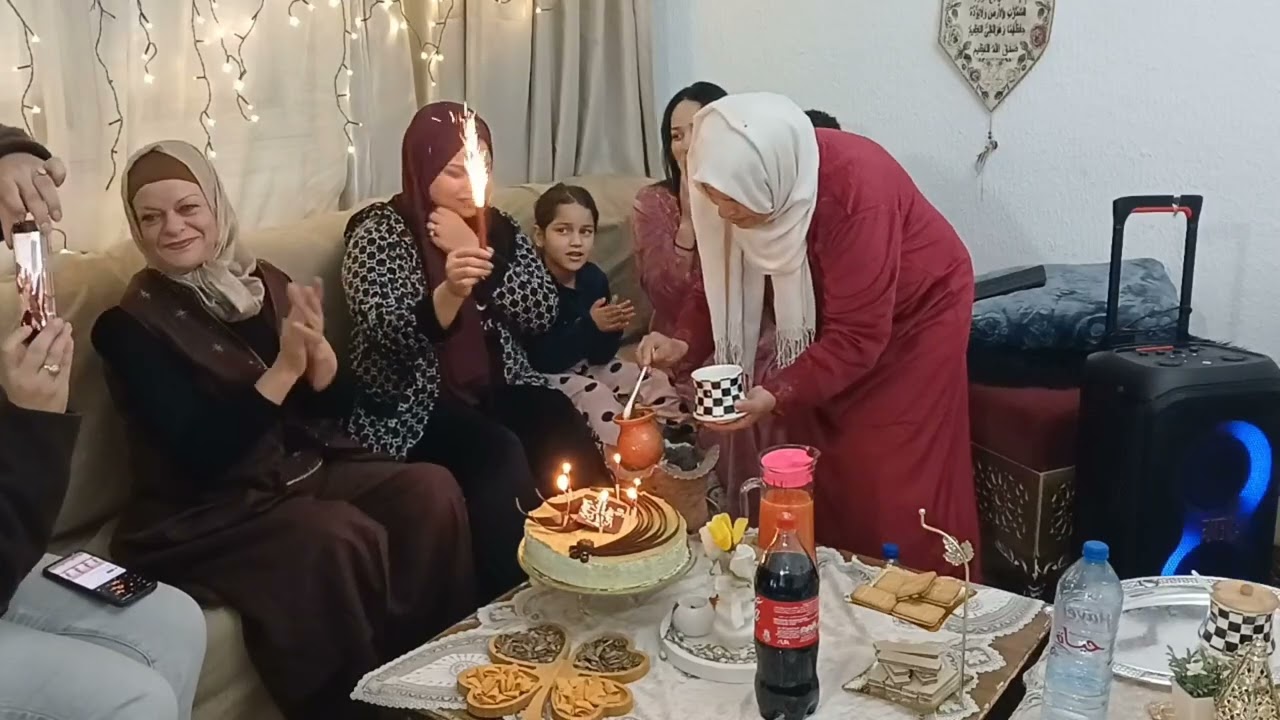 جات حذانا وتفاجئت بعيد ميلادها.مكناش نتصورو شتجينا كي هكا😅