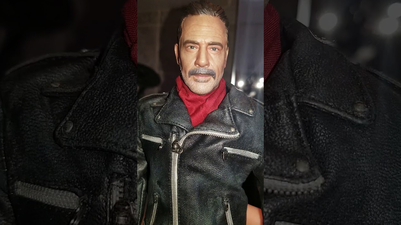 NEGAN ( WALKING DEAD)1:6 SCALE FROM THREEZERO MAY 2018 QUICK VIDEO