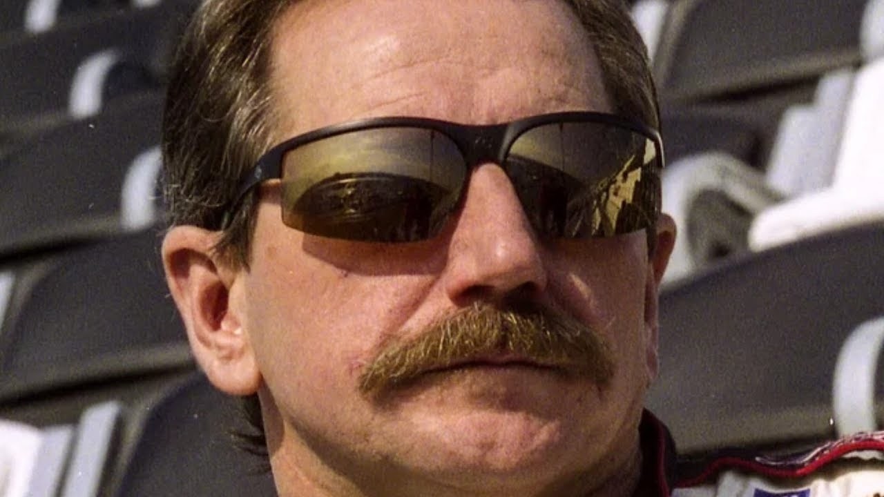 Dale Earnhardt Sr.’s Autopsy Report EXPOSED the Heartbreaking Truth NASCAR Fans Were Never Ready For