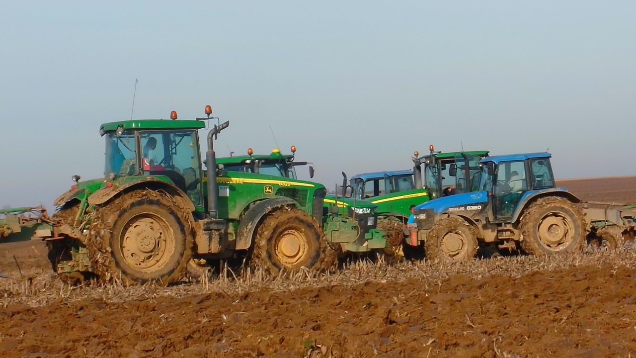 Best Team 8x John Deere, New Holland Ploughing