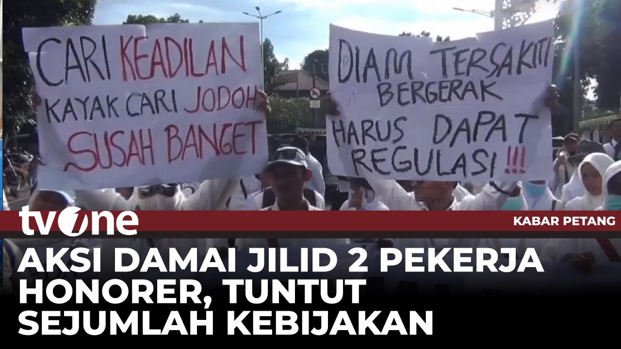 Ratusan Pekerja Honorer Gelar Aksi Damai di Kantor MenPAN-RB | tvOne