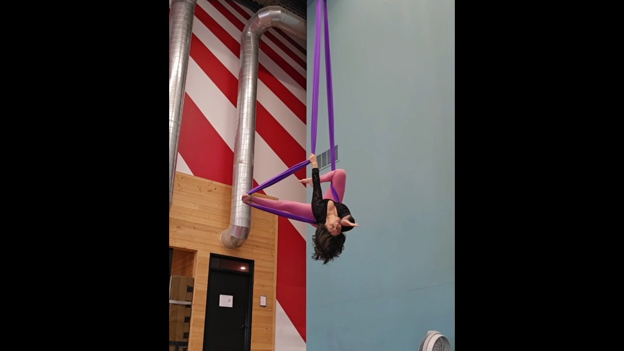 Low Aerial Hammock Sequence with Cute Drop🥰 #aerialhammock #aerialsling
