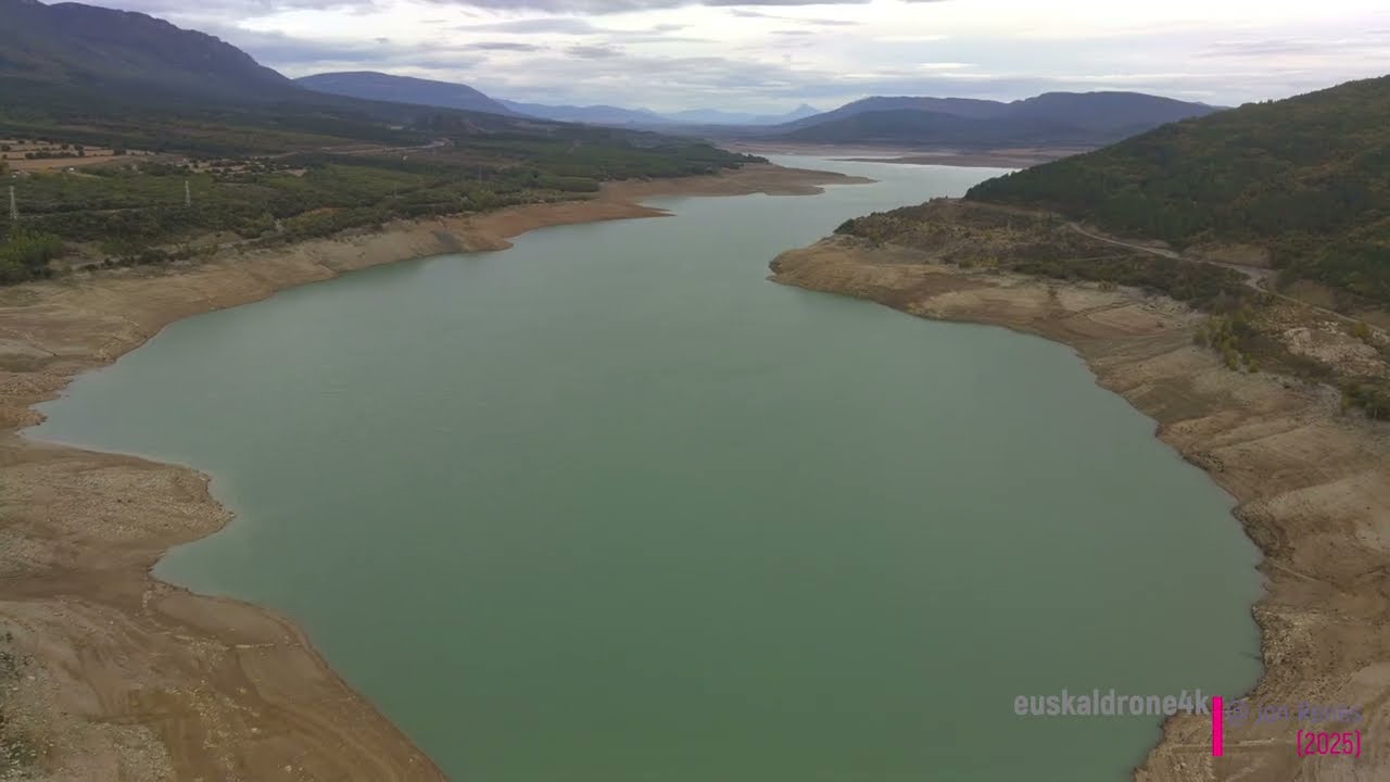 ESAKO URTEGIA / EMBALSE DE YESA - Drone / Dron - NAFARROA / NAVARRA - PAÍS VASCO / EUSKAL HERRIA