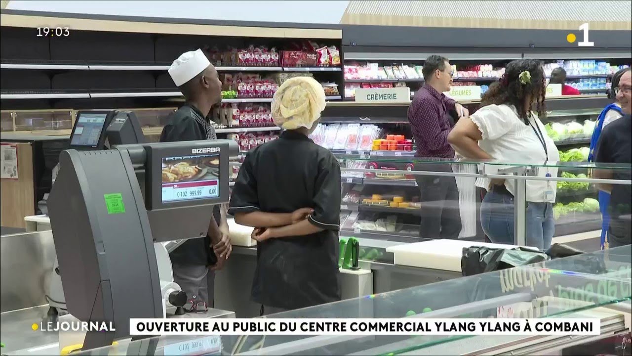 Ouverture au public du centre commercial Ylang à Combani