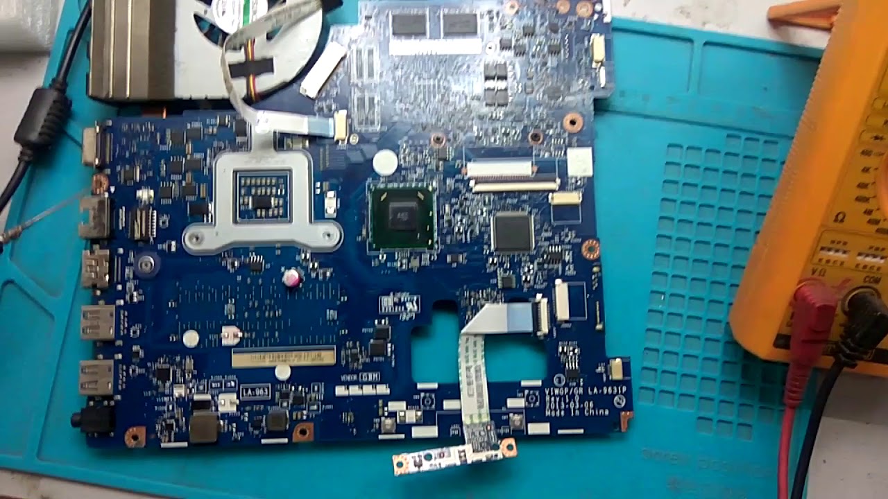 Lenovo power on no display solved