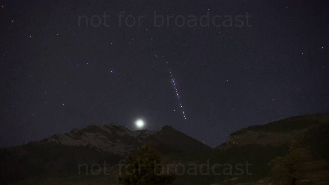 Starlink satellites DOUBLE train realtime video april 24th 2020