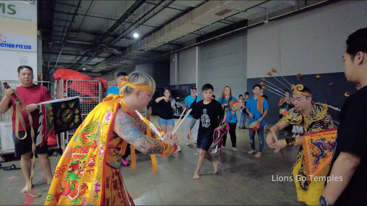 [4K] 三壇財神宮 恭请韩信爷于众神明出巡到張俯宫敬香 San Tan Cai Shen Gong Yew Keng to Zhang Fu Gong 2 Jun 2024