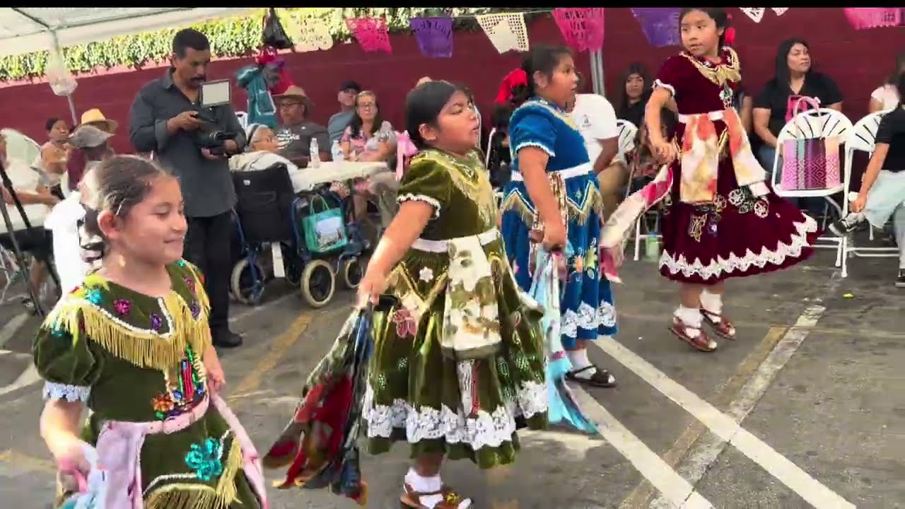 DANZA DE LOS MALINCHES, DE SANTA MAR&Iacute;A XOCHIXTEPEC, EN LA FIESTA DE OCTAVA, 2025.