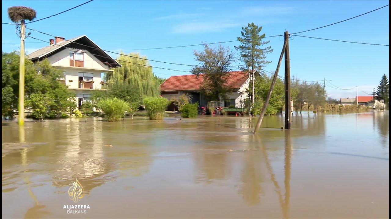U okolici Karlovca zbog poplava ugroženo više objekata