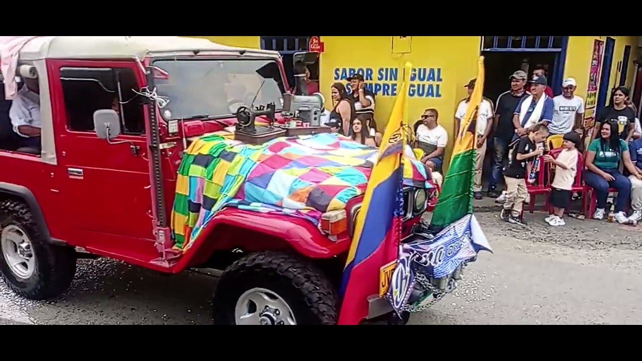 Desfile de ferias de Roldanillo pueblo mágico -4