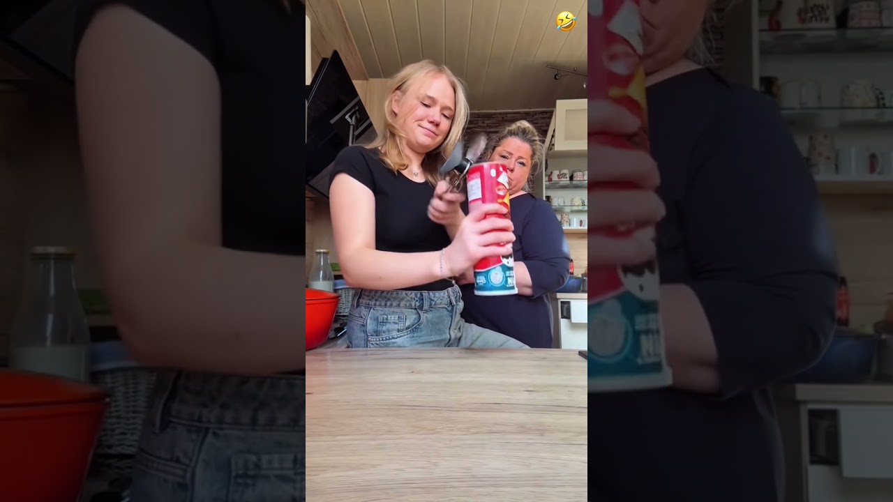 funny mother and daughter 🤣🤣🤣 #funnyvideo #funny #cooking