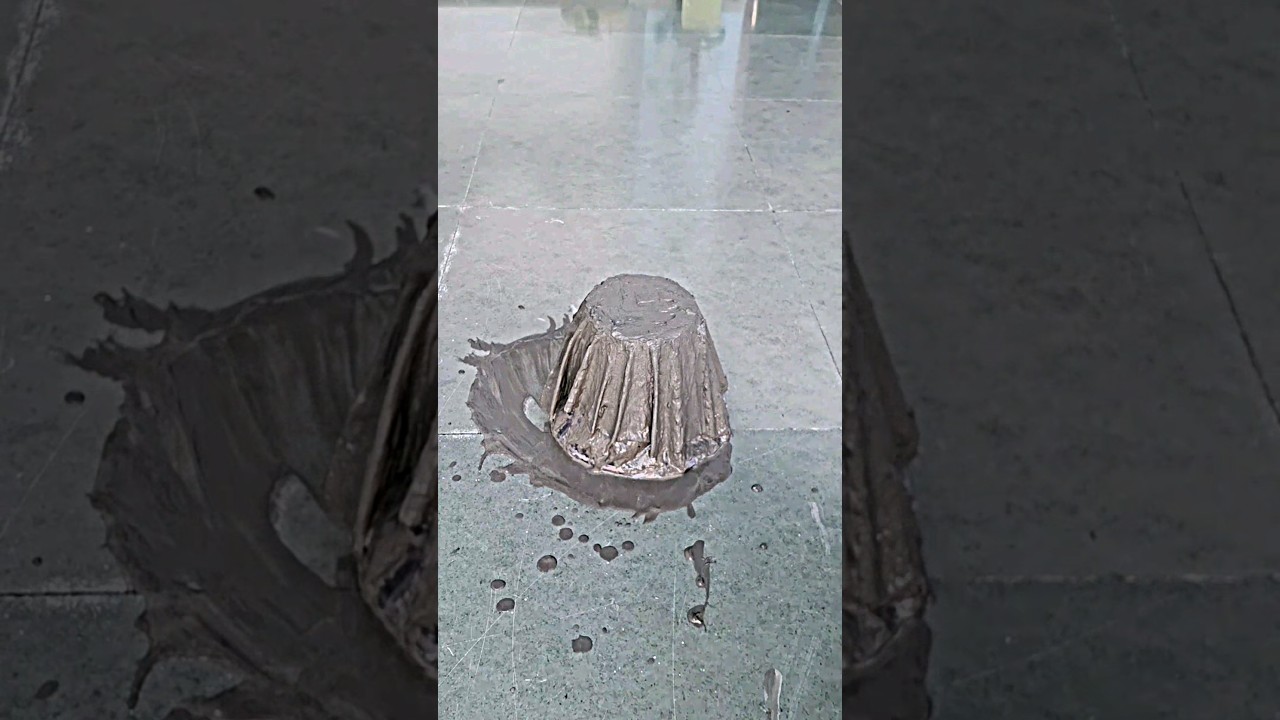 HOW TO MAKE CEMENT POT AT HOME #youtubeshorts #gardening #plant #dailyvlog