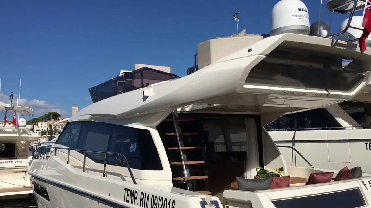 FERRETTI YACHT 450 at the Cannes Boatshow 2016