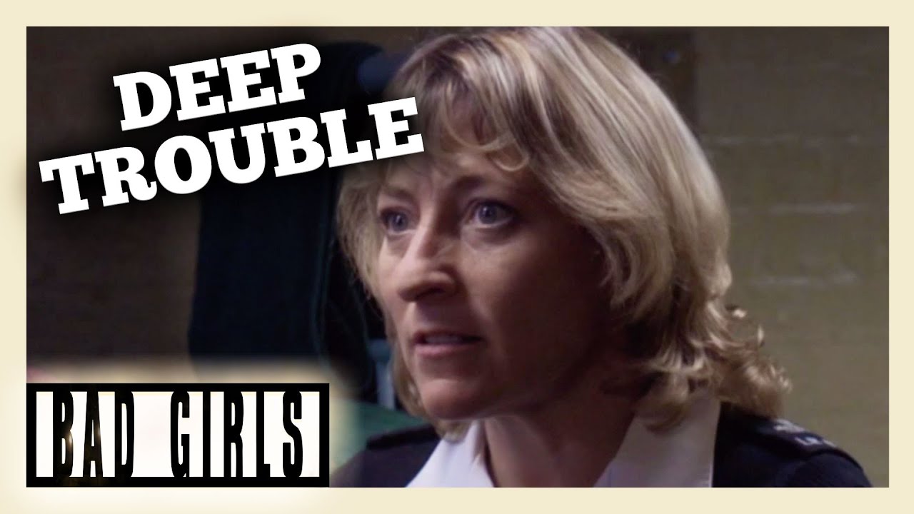 Di Barker Finds Out Who is Writing her Anonymous Letters | Season 5 Episode 3 | Bad Girls