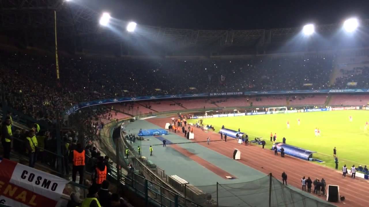 Crazy Napoli Fans Celebrate Higuain Goal v Arsenal