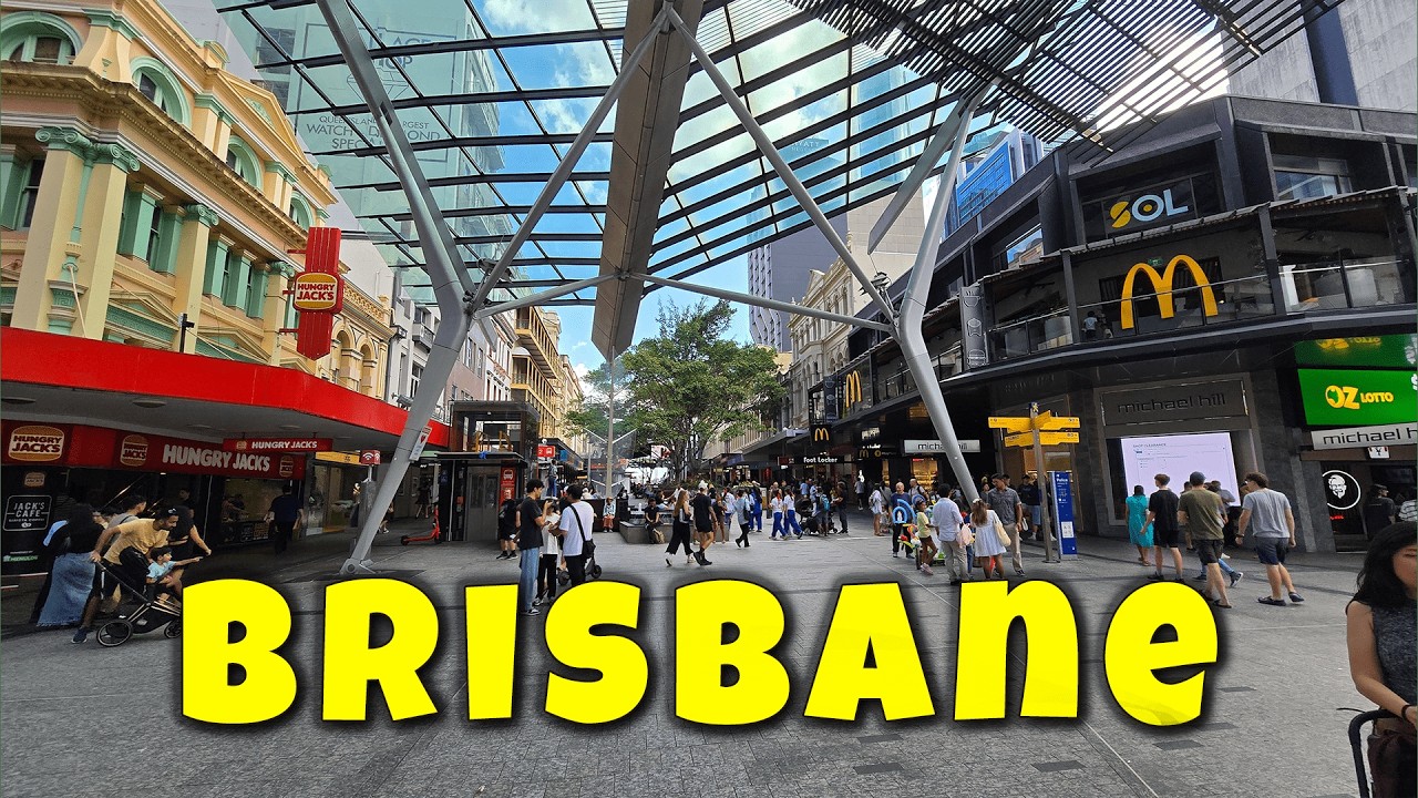 Brisbane Walking tour - Queen Street Mall