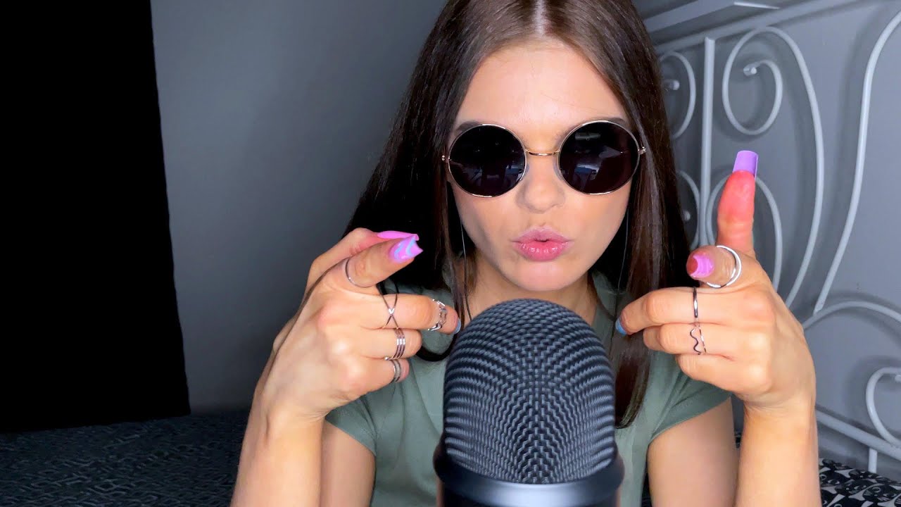 ASMR IN SWEDISH 🇸🇪 Tapping with long nails & chit-chatting 💅🏻