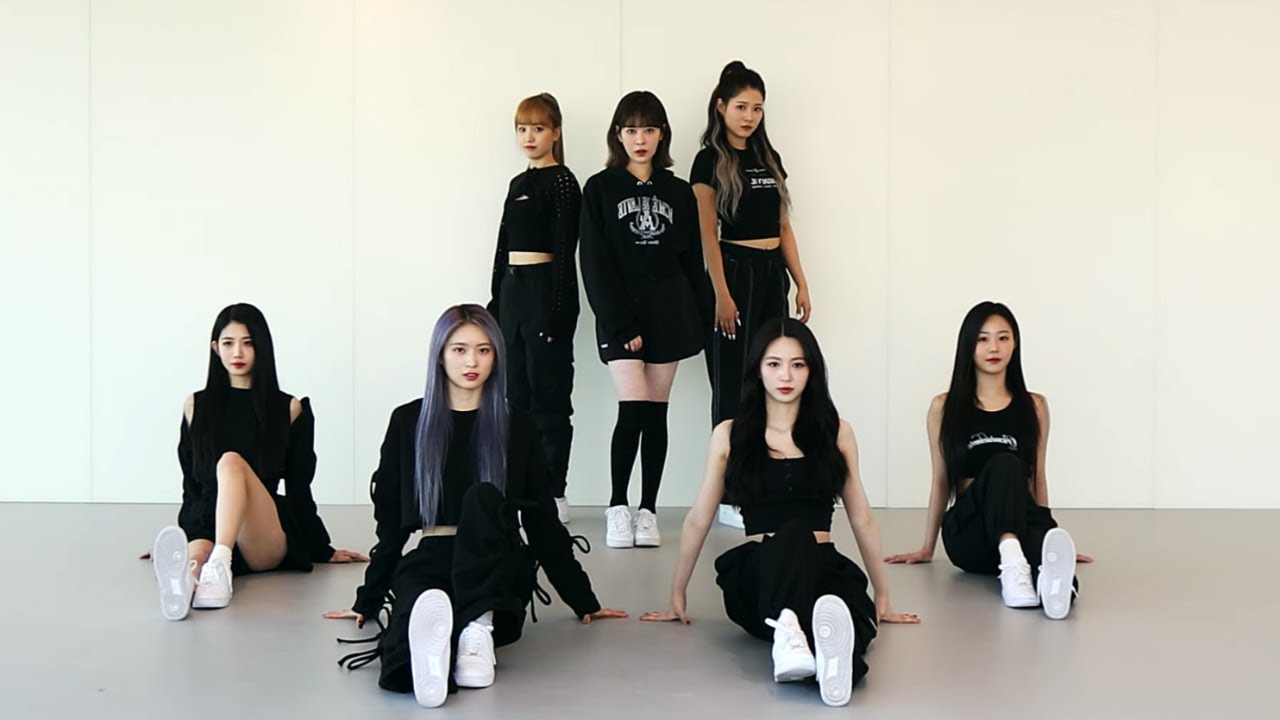 Cherry Bullet &ndash; 'P.O.W! (Play On the World)' Dance Practice Mirrored