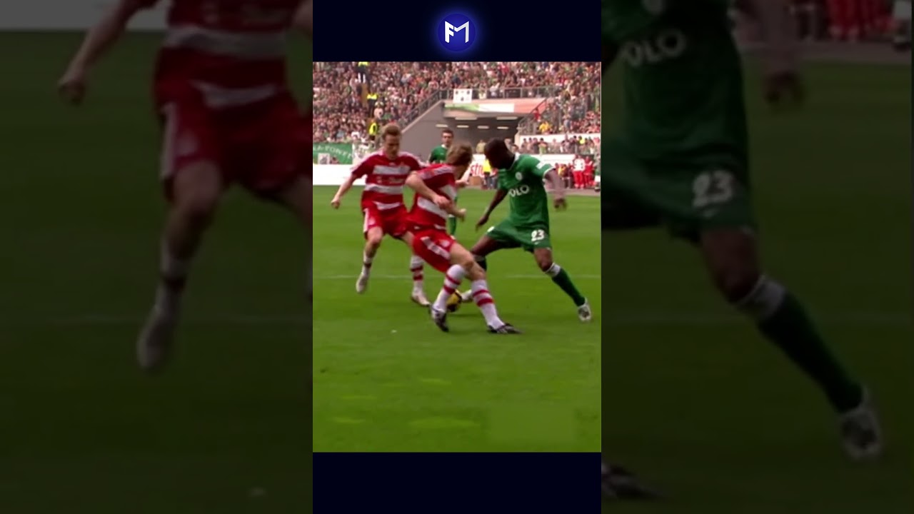 O GOL do S&Eacute;CULO - GOLA&Ccedil;O do GRAFITE vs BAYERN MUNICH!