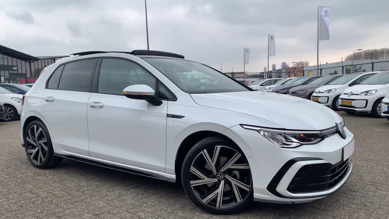 Volkswagen NEW Golf 8 SEL R-Line 2021 in 4K Oryx White 18 inch Bergamo walk around & detail inside