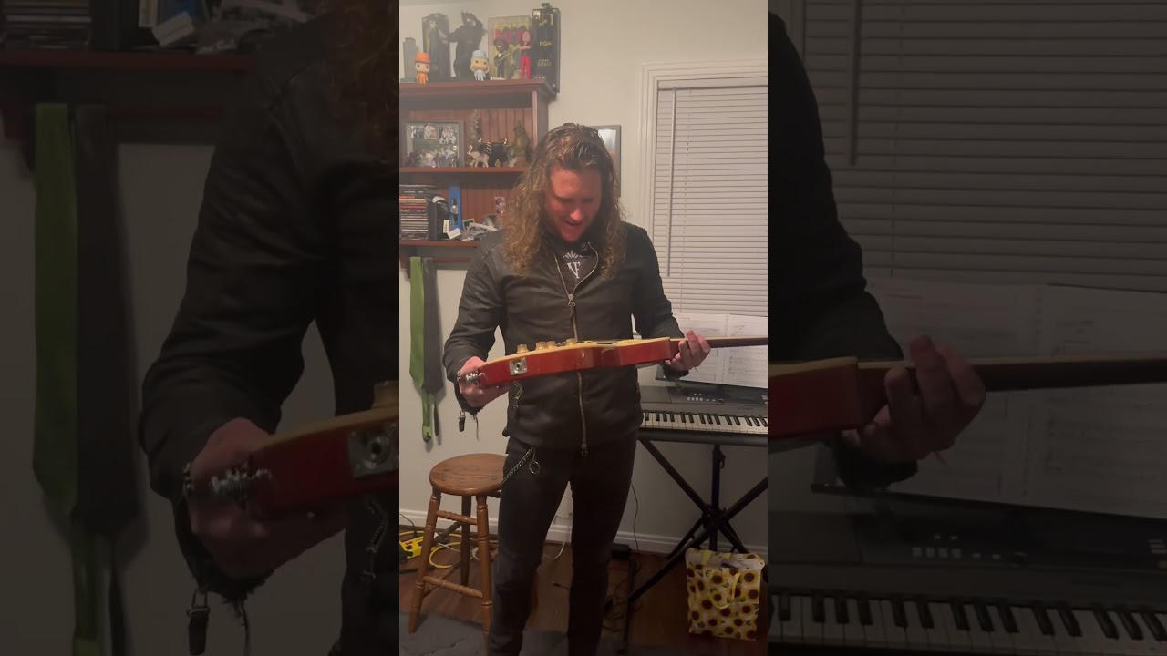 New Guitar Day!!