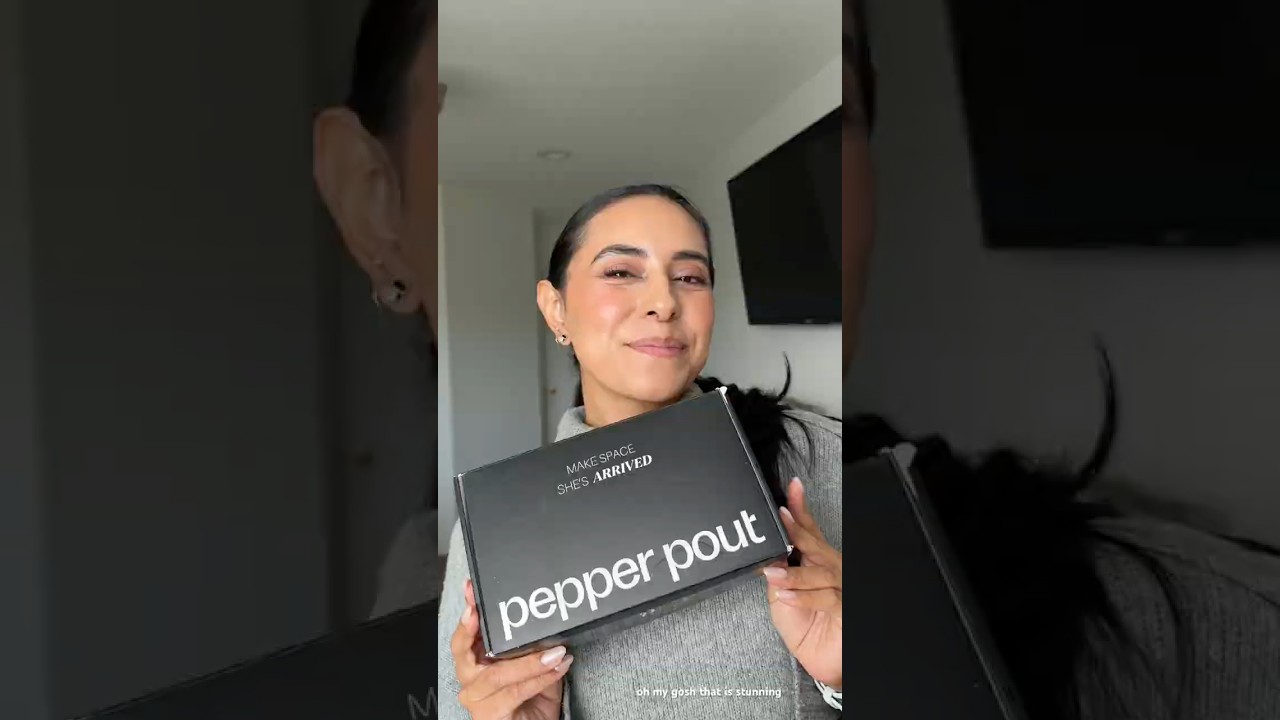 Trying these beautiful new puppies @pepperpout sent over #lipcombo #pepperpout #valentineslipcombo