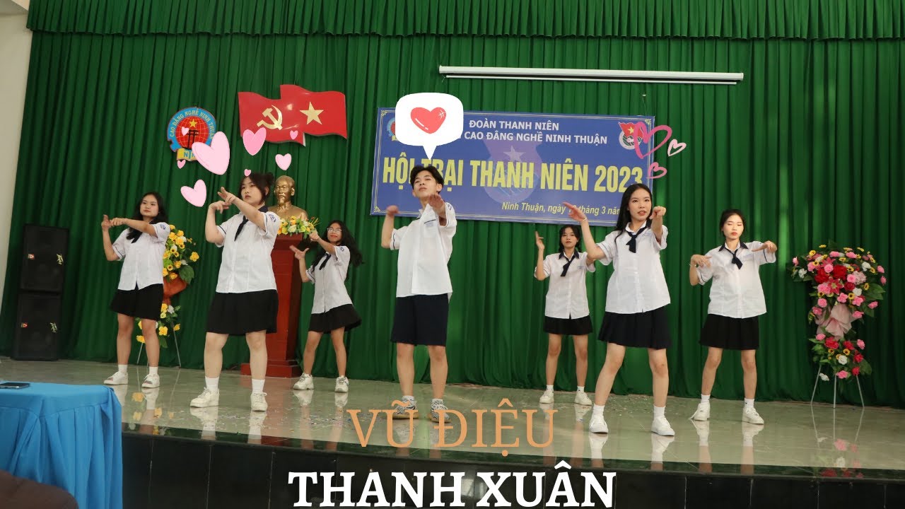 VŨ ĐIỆU THANH XUÂN - CÓ HẸN VỚI THANH XUÂN x NỤ CƯỜI 18 20 x TÌNH BẠN DIỆU KỲ by 11A5
