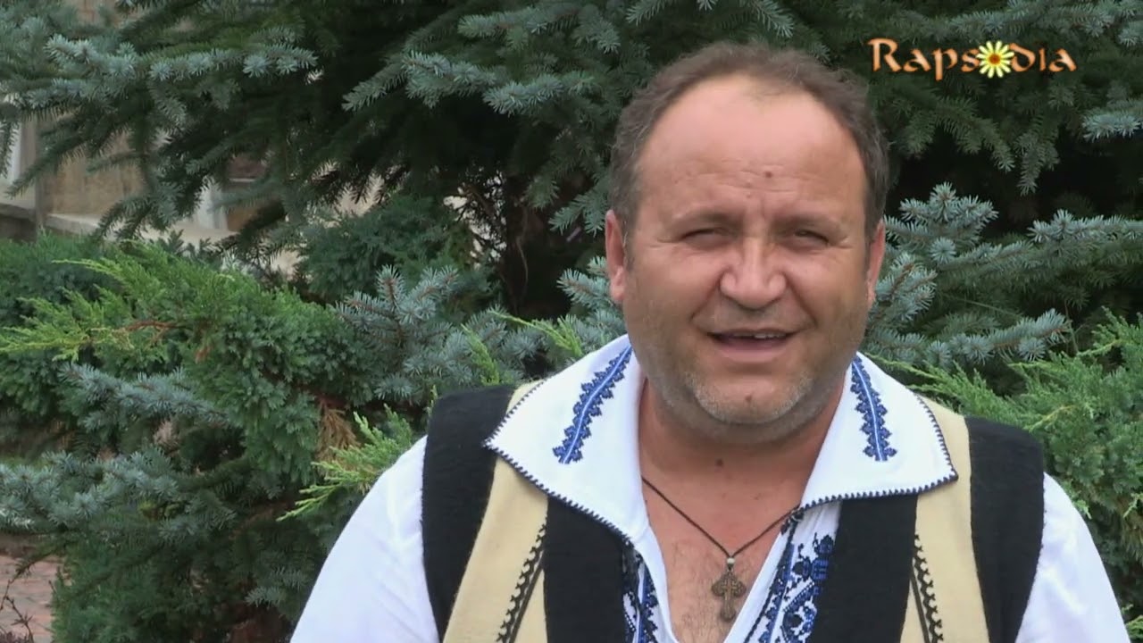 Sergiu Achirei  - La căsuța de pe vale